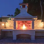 Gorgeous Home In Pula With Wifi *