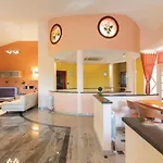 Vikendica Gorgeous Home In Pula With Wifi *
