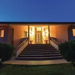Vikendica Gorgeous Home In Pula With Wifi *