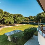 Vikendica Gorgeous Home In Pula With Wifi *