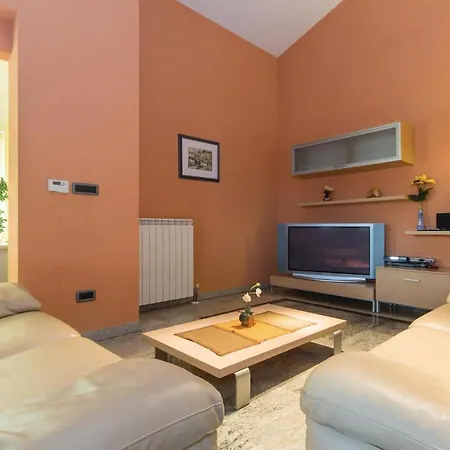 Luxurious Home In Pula *